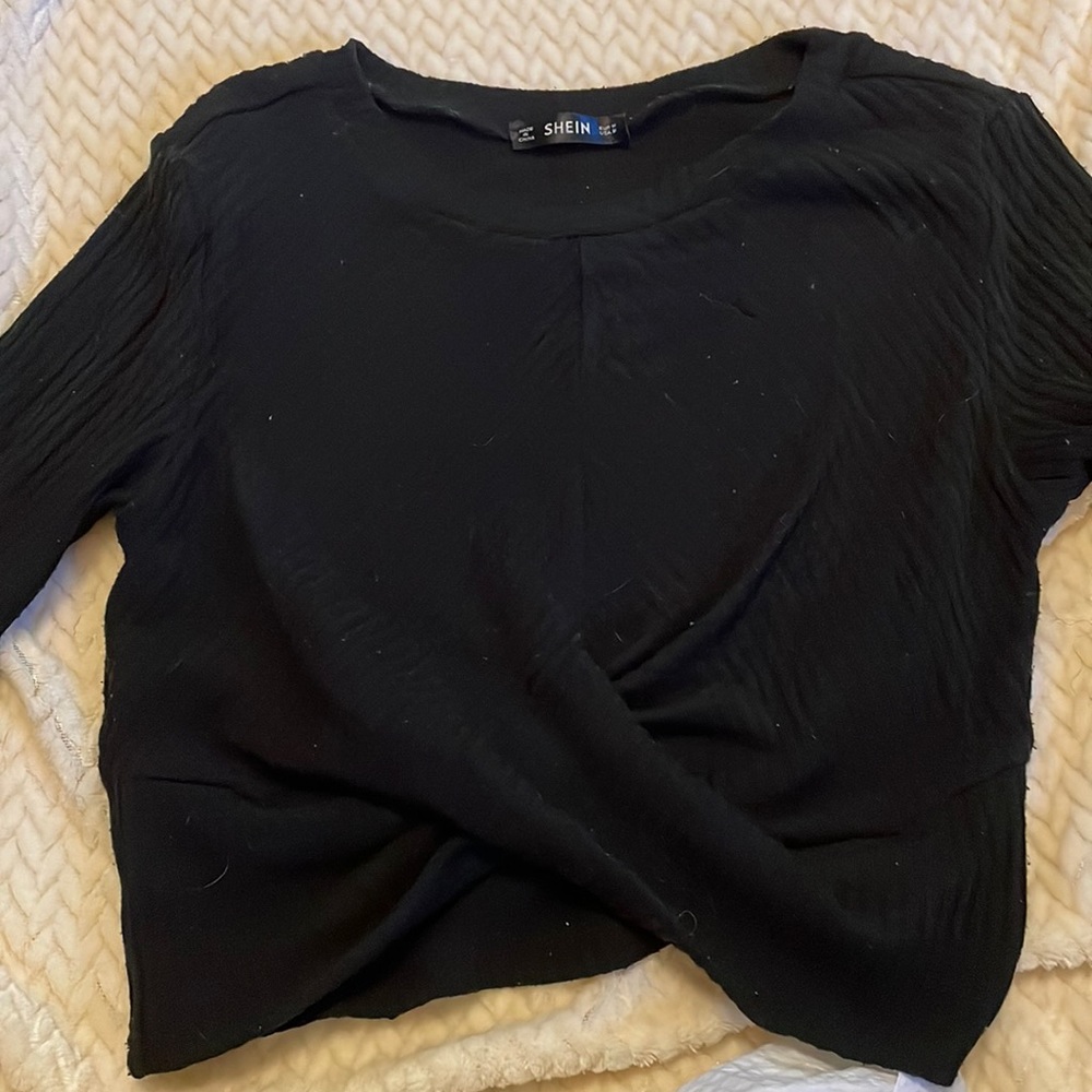 GUC black crop sweater/top with twist tie front